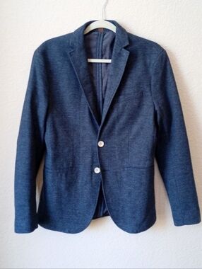 Zara navy blue tailored single-breasted blazer with notch lapel